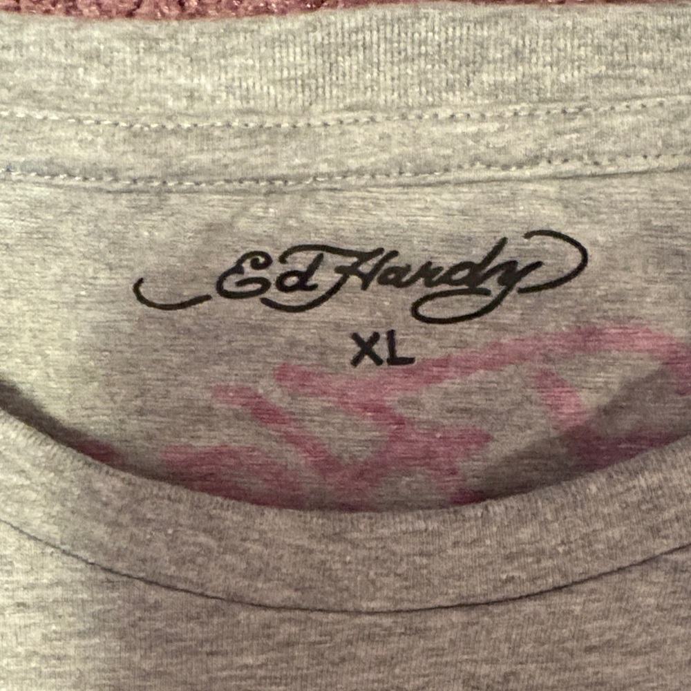 Ed Hardy Gray Crop Top with Pink Logo and Black Skull Graphic - Picture 3 of 5